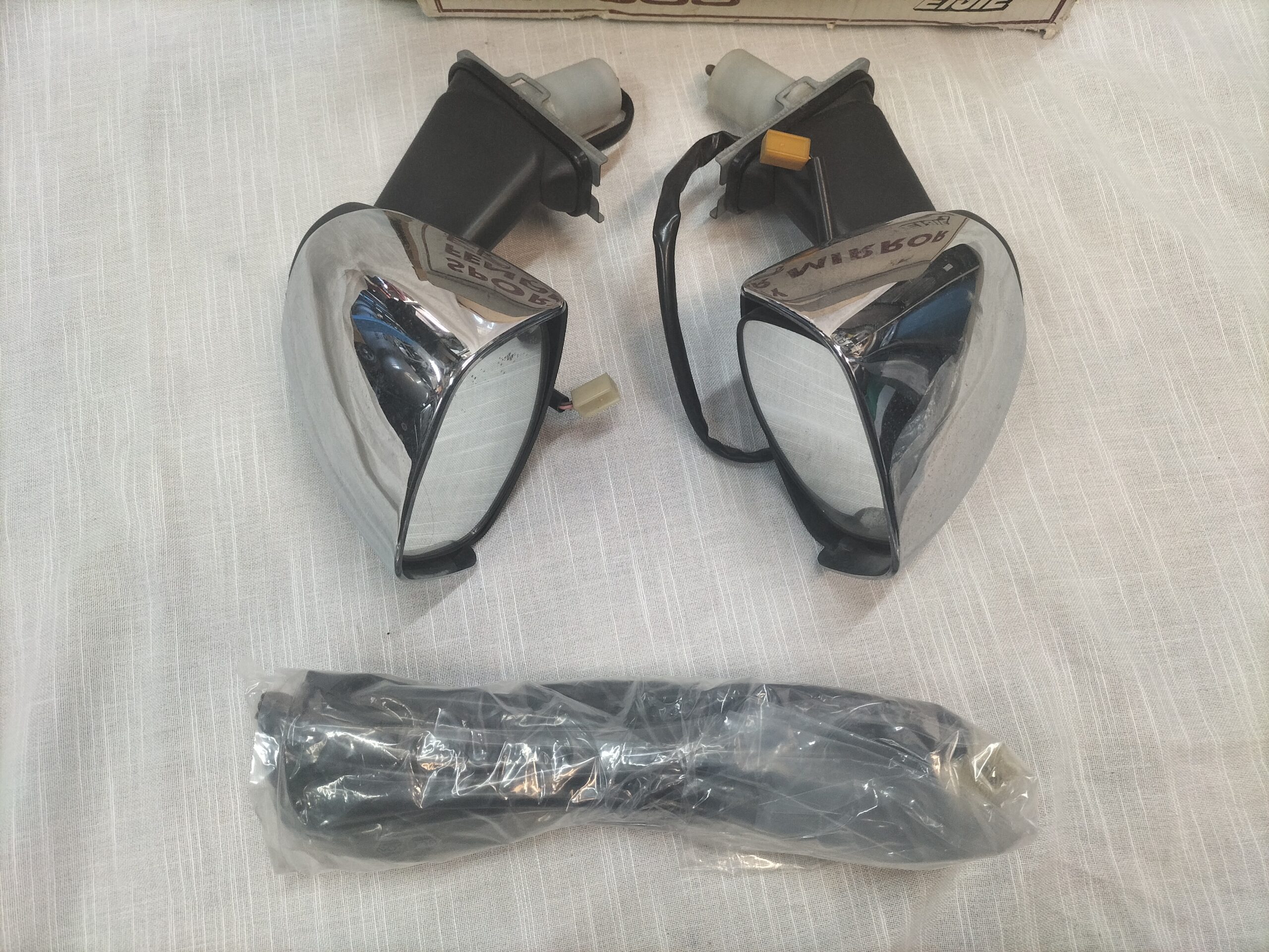 Eijie Electric Fender Mirrors - NOS - Image 4