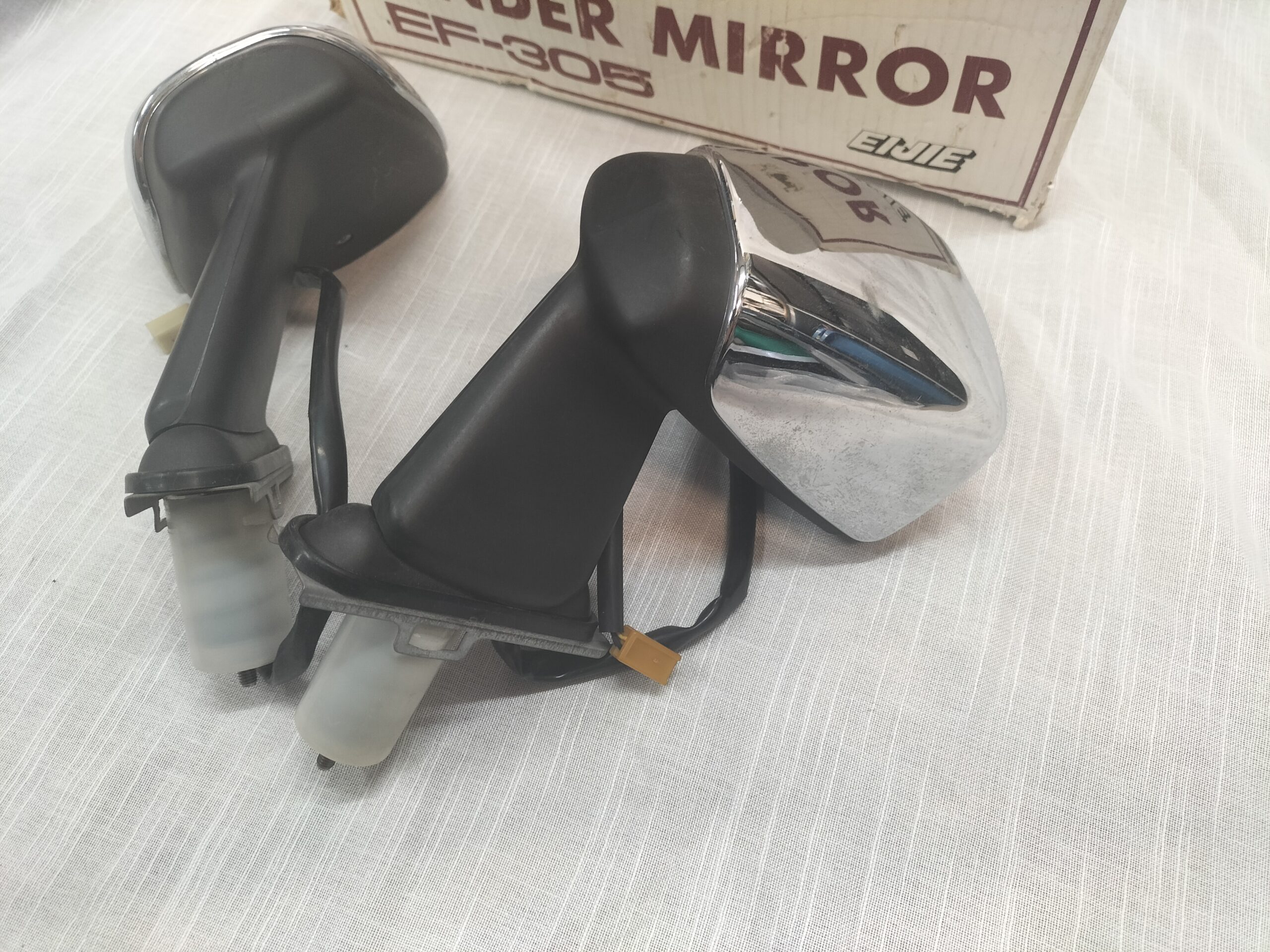 Eijie Electric Fender Mirrors - NOS - Image 3